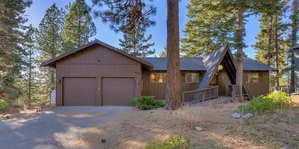 2360 Lupine Trail