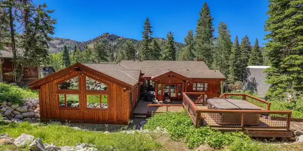 1019 Snow Crest Road
