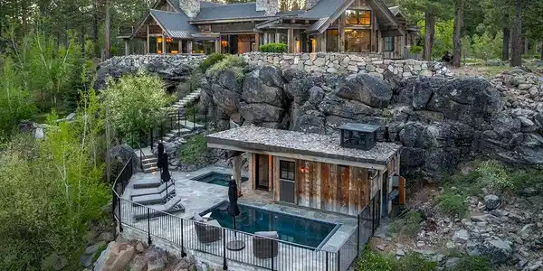 8161 Valhalla Drive