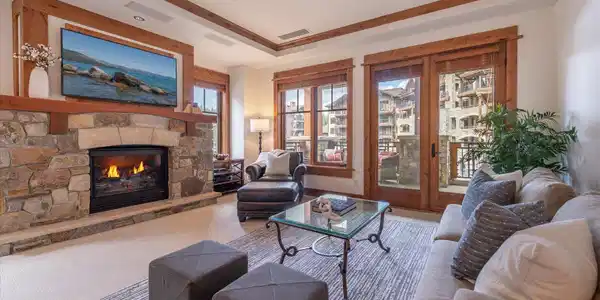 7001 Northstar Drive