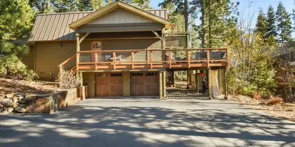1317 Canterbury Drive