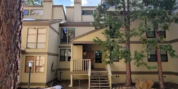 1001 Commonwealth Drive