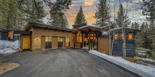 10789 Labelle Court, Truckee CA 96161-2989