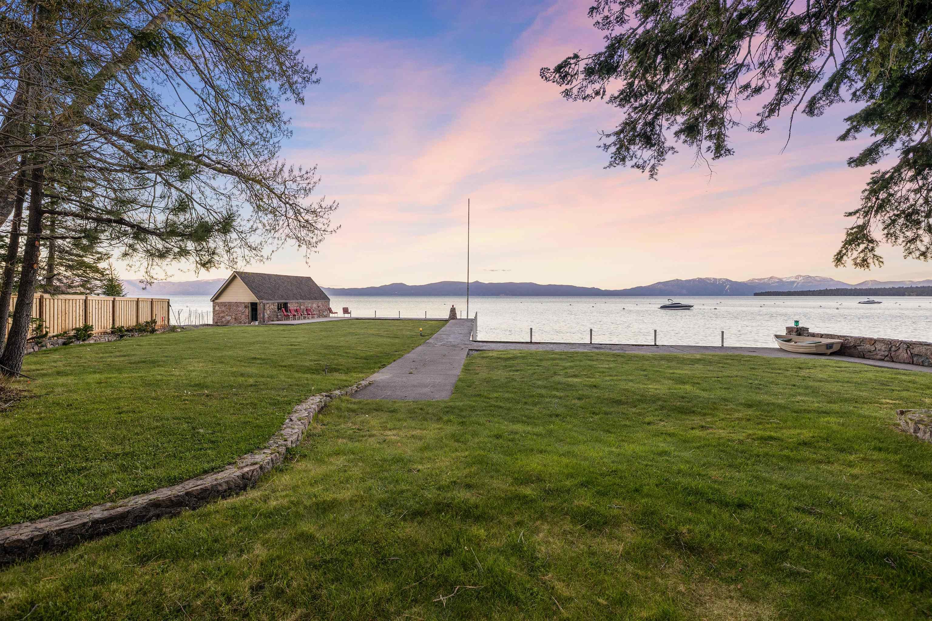 Image 0: Legacy Lakefront Estate
