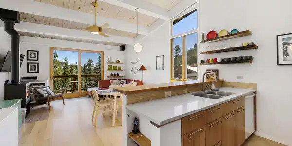 2101 Scott Peak Place