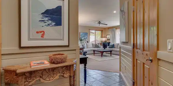Image 4: Entryway - Welcome
