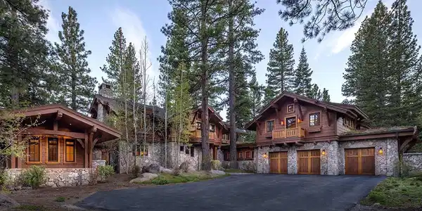 8458 Valhalla Drive, Truckee CA 96161