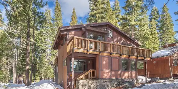 12317 Bennett Flat Road, Truckee CA 96161