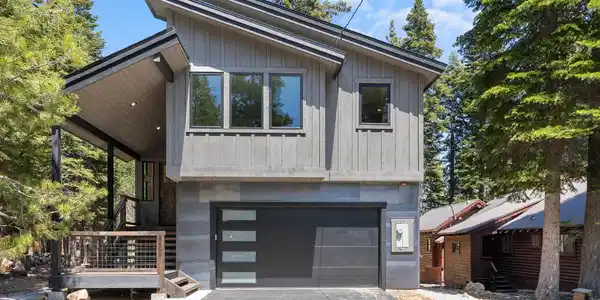 6460 Cascade Drive