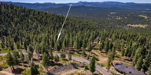 19060 Glades Place, Truckee CA 96161