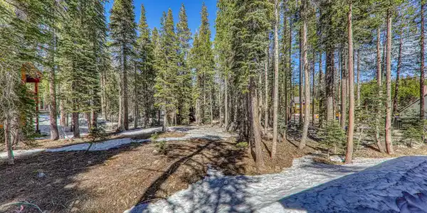6194 Serene Road, Soda Springs CA 95724