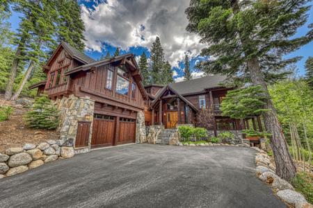 2392 Overlook Place, Truckee CA 96161