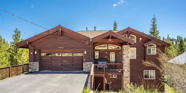 15645 Skislope Way, Truckee CA 96161