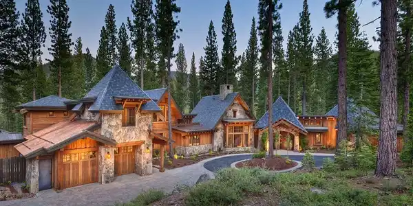 8186 Valhalla Drive, Truckee CA 96161