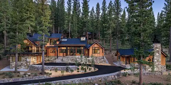 8136 Villandry Drive, Truckee CA 96161