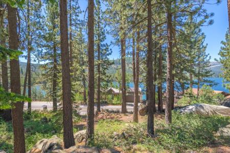 13020 Donner Pass Road, Truckee CA 96161-3818