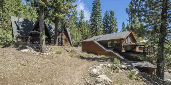 1700 Deer Park Drive