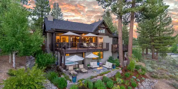 9101 Heartwood Drive, Truckee CA 96161