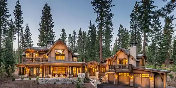 8221 Valhalla Drive, Truckee CA 96161