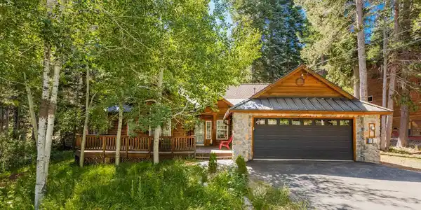 12535 Saint Bernard Drive, Truckee CA 96161