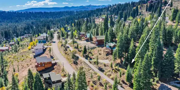 11926 Rhineland Avenue, Truckee CA 96161