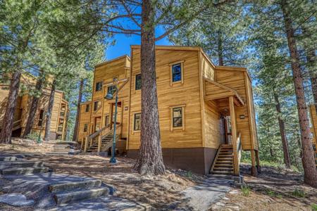 5104 Gold Bend, Truckee CA 96161