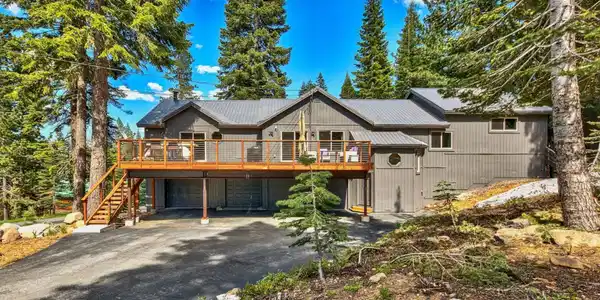 12605 Skislope Way, Truckee CA 96161
