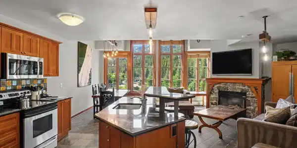 1850 Village South Road # 417, Olympic Valley CA 96146