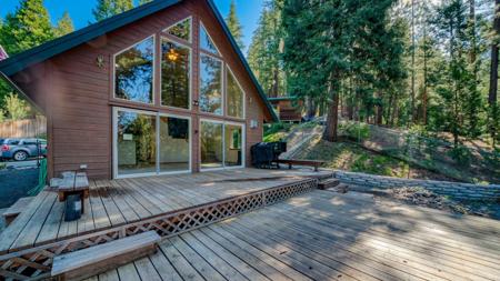 3057 Grizzly Road