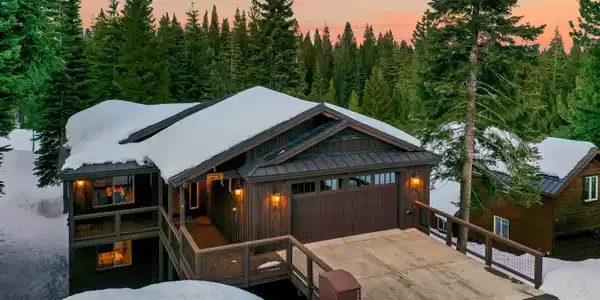 10935 Skislope Way, Truckee CA 96161
