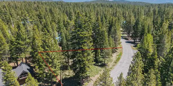 11681 Chalet Road, Truckee CA 96161