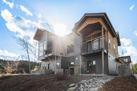 13051 Split Rock Court, Truckee CA 96161