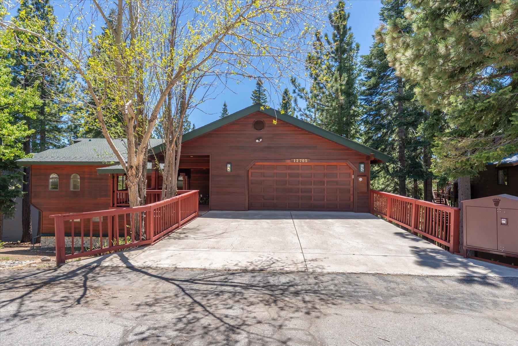 Image 1: Flat Driveway