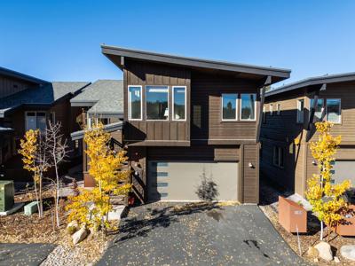 11658 McClintock Loop, Truckee CA 96161