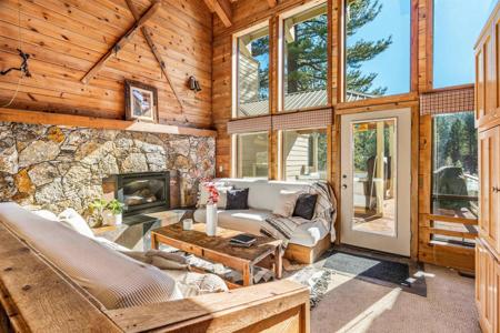 519 Wolf Tree, Truckee CA 96161-0000