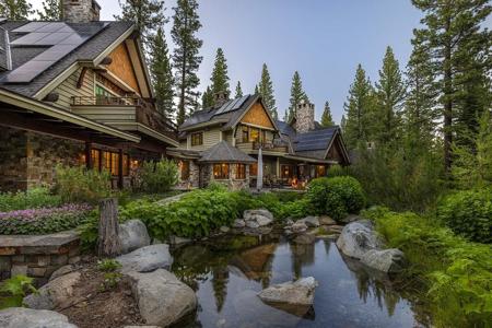 8133 Valhalla Drive, Truckee CA 96161