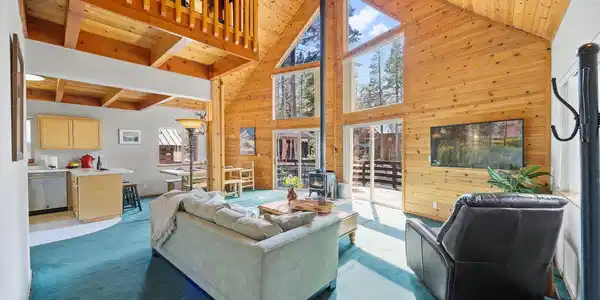 3348 Hillside Drive