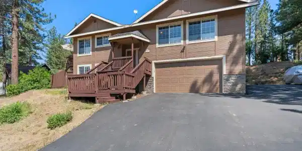 137 Escondido Way
