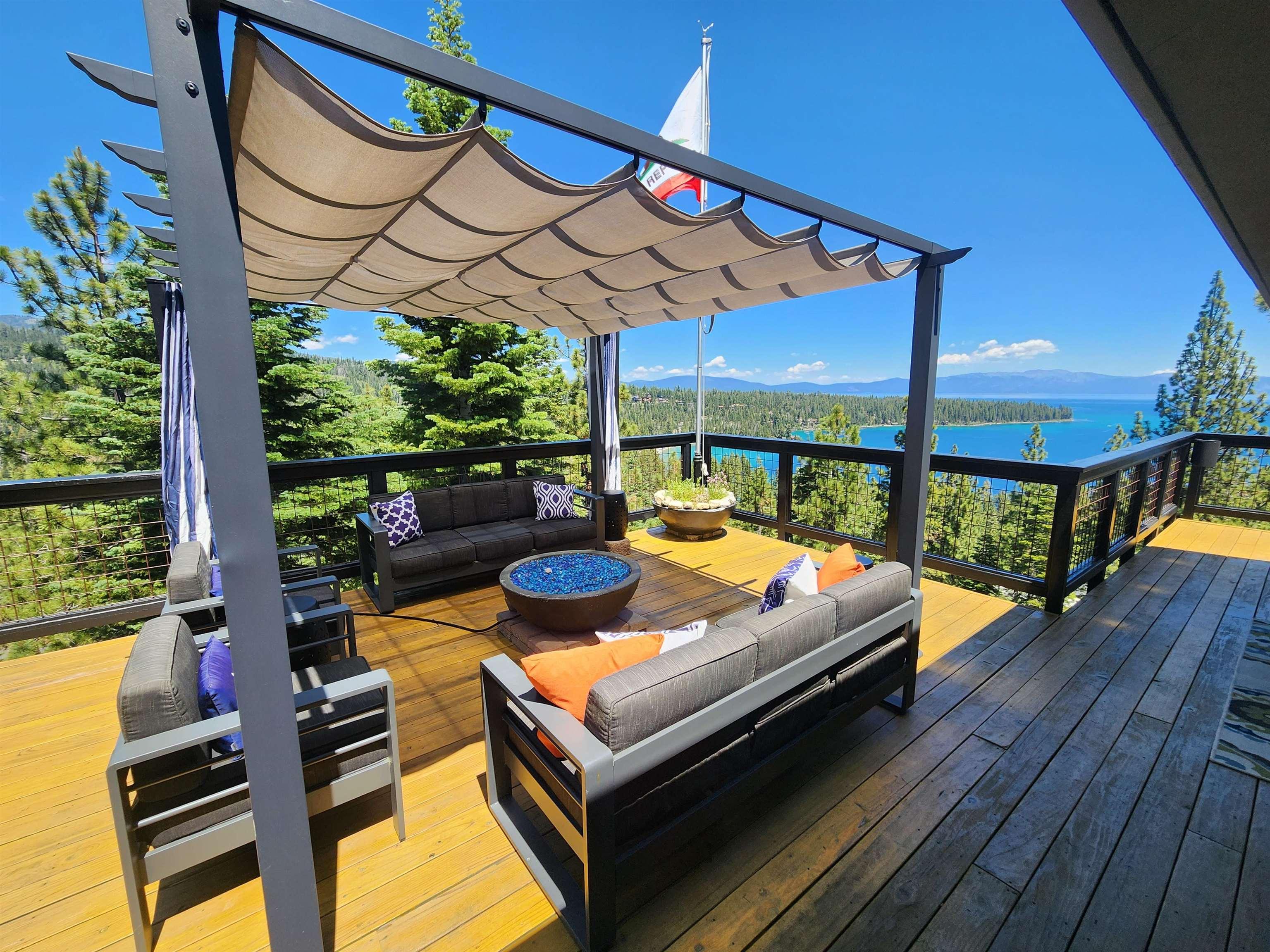 Image 3: 360 views of Lake Tahoe and Meeks Bay.