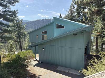 12821 Sierra Drive
