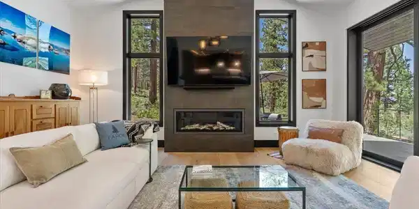 13321 Snowshoe Thompson