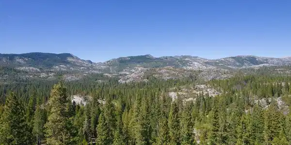 11820 Eagle Lakes Road, Soda Springs CA 95728