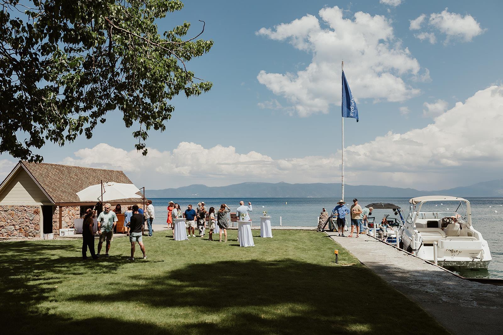 Image 3: Entertain on the water