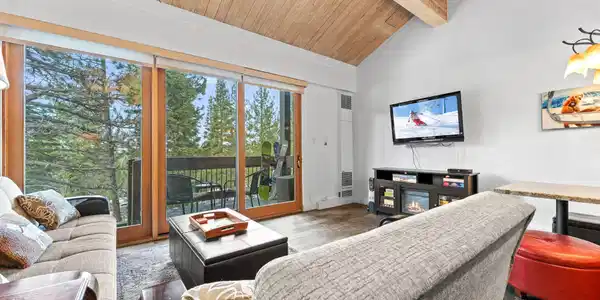 2000 Northstar Drive