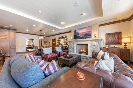 5001 Northstar Drive