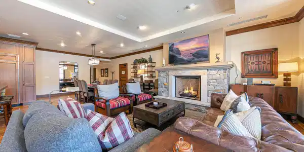 5001 Northstar Drive