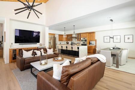11736 Hope Court # A, Truckee CA 96161
