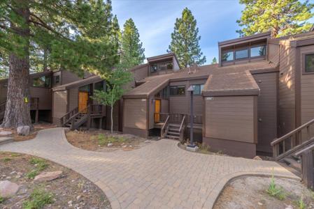 6066 Rocky Point Circle, Truckee CA 96161