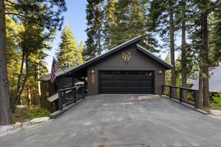 10313 Snowshoe Circle, Truckee CA 96161-2746