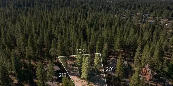 9252 Heartwood Drive, Truckee CA 96161